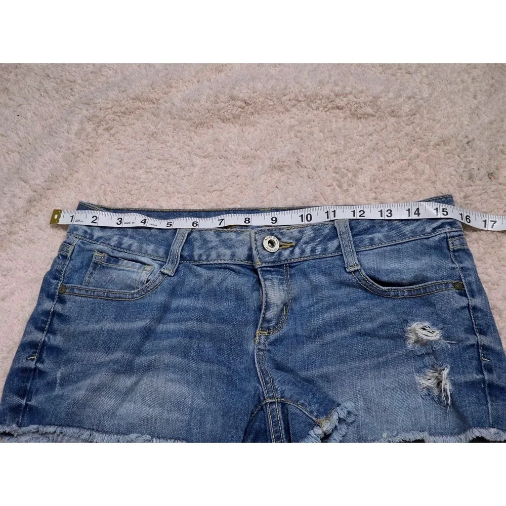 Arizona Jean‎ Co Womens Size 3 Distressed Denim Cut Off Shorts Medium Wash Blue